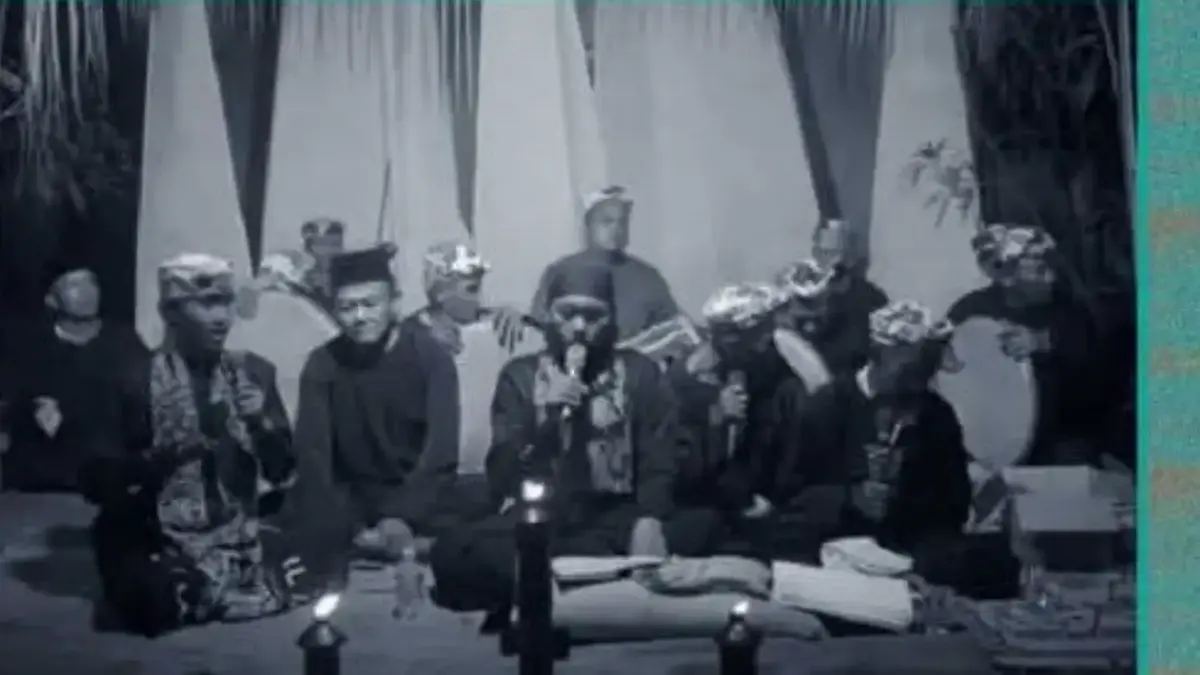 Pelaku Seni Brai yang juga Pimpinan Sanggar Sekar Pusaka Desa Wangunharja Kecamatan Jamblang Kabupaten Cirebon