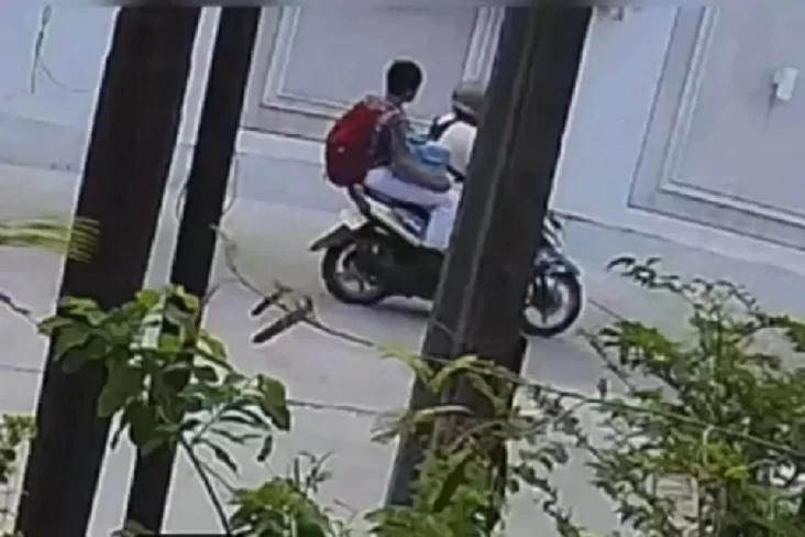 Polisi menyebutkan siswa pelaku peledakan di SMAN 72 Jakarta, Kelapa Gading, Jakarta Utara, membawa tas jinjin