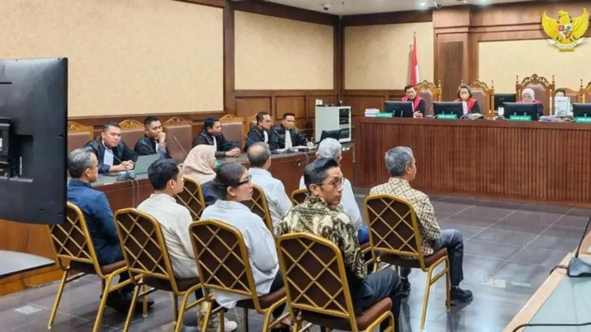 8 Mantan ASN Kemenaker Didakwa Peras Agen TKA hingga Rp135 M Delapan terdakwa kasus dugaan pemerasan dalam pengurusan RPTKA di lingkungan Kemenaker pada kurun waktu 2017-2