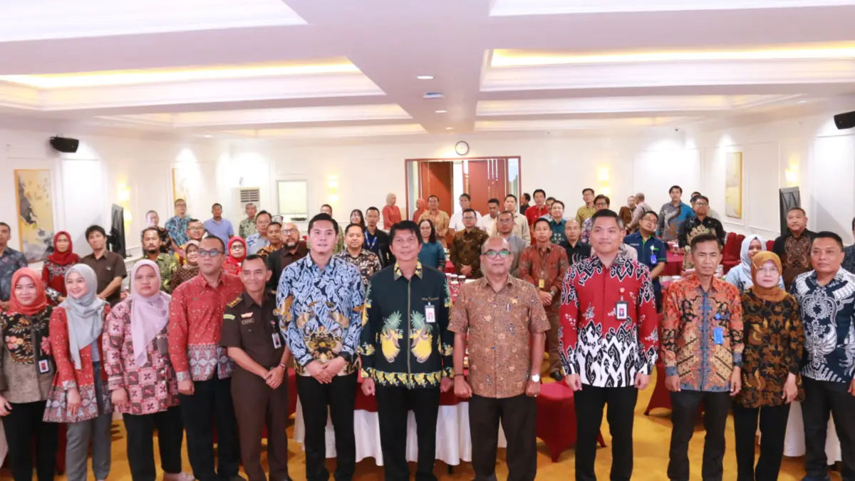 OJK Cirebon gelar Evaluasi Kinerja BPR Tahun 2025 sebagai langkah strategis untuk memperkuat kualitas aset pro