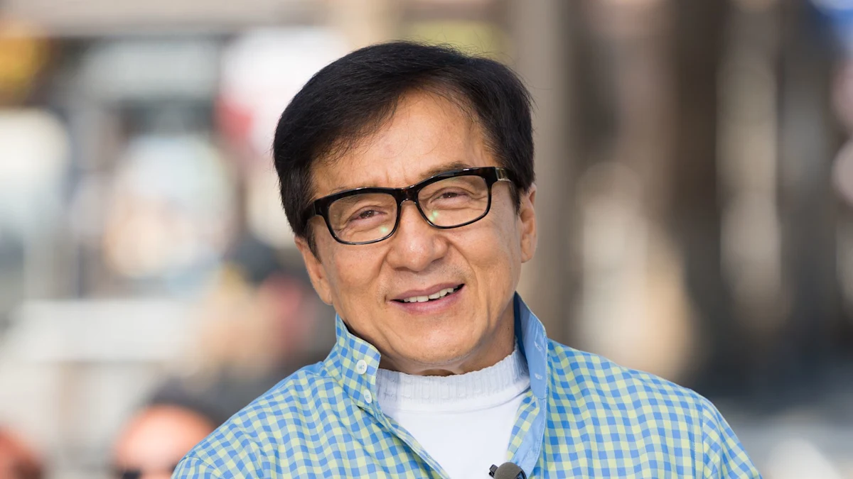 Jackie Chan Promosikan 'Unexpected Family' Adegan Rekonsiliasi Ayah-Anak, Bikin Aktor Ini Merenung Jackie Chan