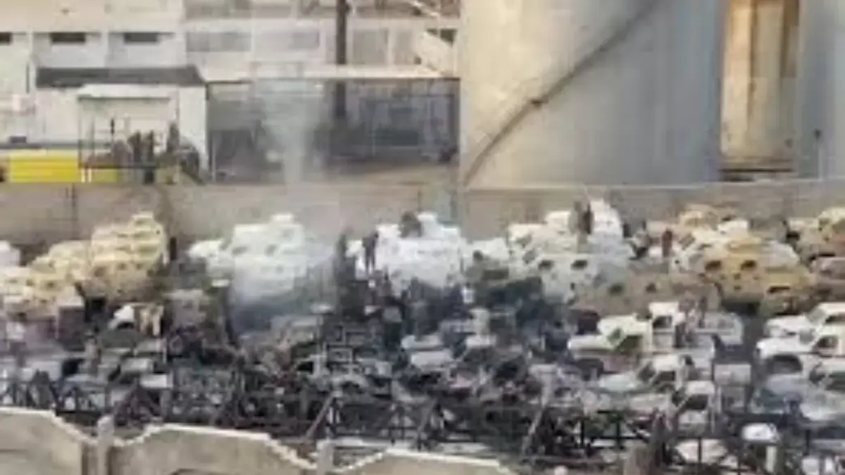 Keadaan di Mukalla tegang setelah serangan udara koalisi pimpinan Saudi menargetkan pasukan separatis yang did