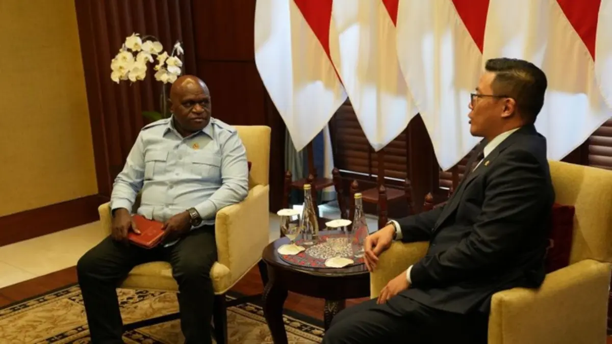 Menteri HAM Natalius Pigai dan Menlu Sugiono (Foto: Dok. KemenHAM)