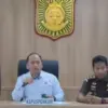 Konferensi pers rilis akhir tahun 2025 oleh Kepala Pusat Penerangan Hukum Kejaksaan Agung, Anang Supriatna, Ra