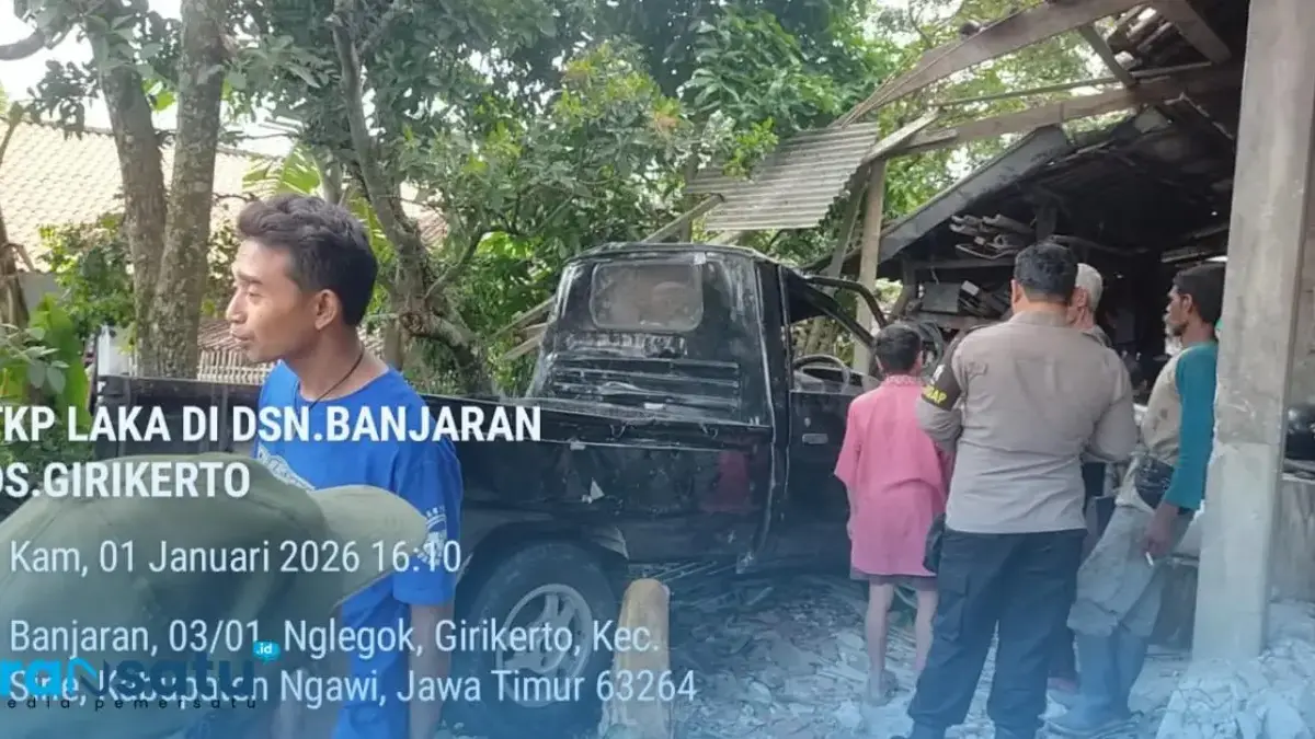 Lokasi kecelakaan maut di Desa Girikerto, Kecamatan Sine, Kabupaten Ngawi, Jawa Timur.