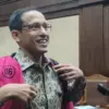 Nadiem Makarim menanggapi jalannya persidangan pembuktian saksi, di Pengadilan Tipikor PN Jakarta Pusat, Senin