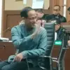 Tampak mantan Mendikbudristek Nadiem Makarim mengikuti sidang kasus dugaan korupsi Chromebook, Selasa (13/1/20