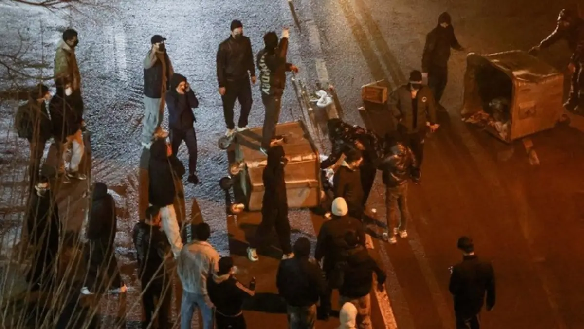 Badan intelijen Iran menyita senjata serta perlengkapan peledak buatan AS dari para \"militan\" yang menyembunyi