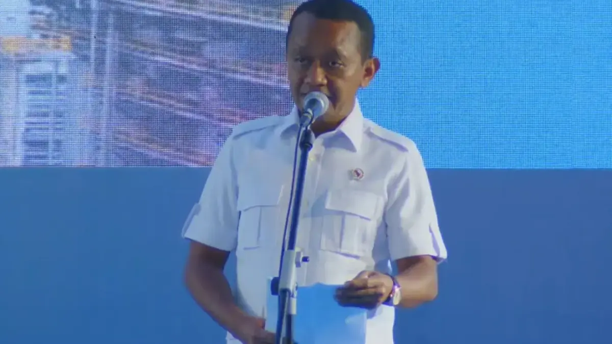 Bahlil: Proyek Refinery Development Master Plan Balikpapan Hemat Devisa Lebih dari Rp60 Triliun Menteri ESDM Bahlil Lahadalia. (Foto: YouTube Kementerian ESDM)