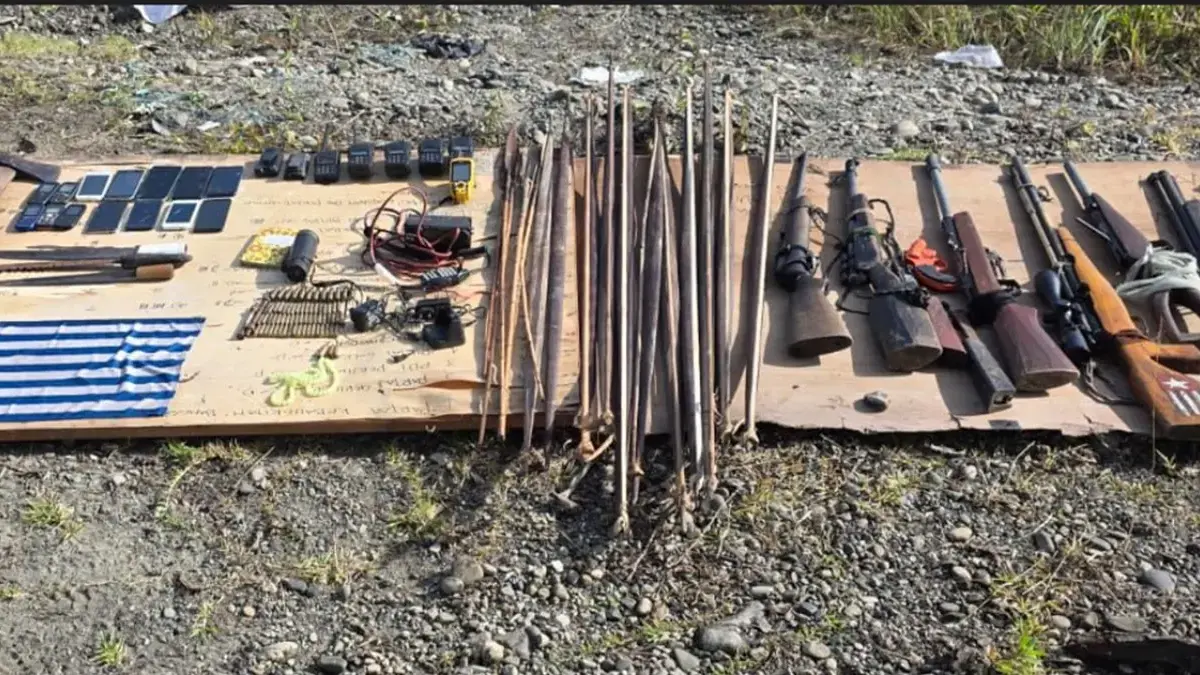 TNI Rebut Markas Sisibia dan Yalenang Sita Barang Bukti, Diduga Pusat OPM Kodap XVI/Yahukimo Barang bukti yang disita TNI dari markas KKB