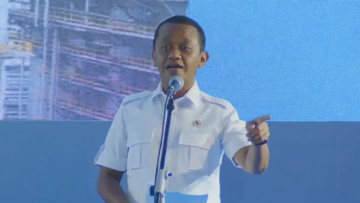 Bahlil: RDMP Balikpapan Terbesar Sepanjang Sejarah Indonesia, Hemat Impor BBM Capai Rp68 Triliun Menteri ESDM Bahlil Lahadalia saat menyampaikan paparan dalam Peresmian Infrastruktur Energi Terintegrasi Pert