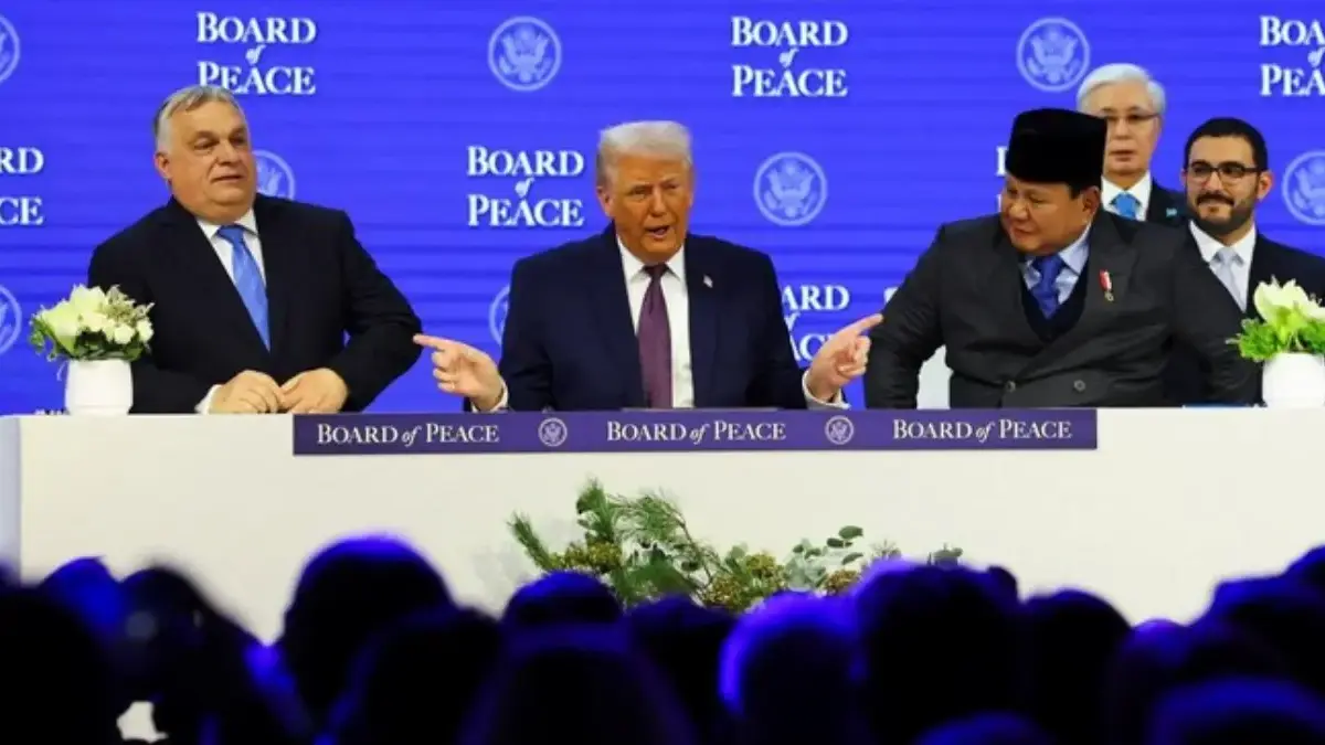 Presiden Prabowo Subianto dan Presiden AS Donald Trump di Board of Peace. (REUTERS/Denis Balibouse)