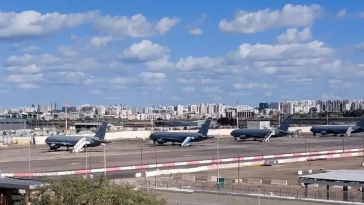 Belum Ada Deklarasi Perang, Sejumlah Sinyal Eskalasi Konflik Amerika Serikat-Iran Makin Dekat Sebanyak enam pesawat tanker pengisi bahan bakar milik AS dilaporkan tiba di Israel.