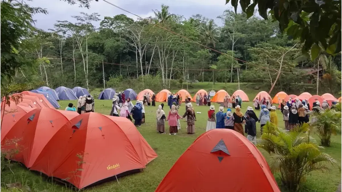 Leader Camp ini dilaksanakan pada 6–8 Februari 2026 di kawasan Ledok Sambi, Yogyakarta, dan diikuti oleh para