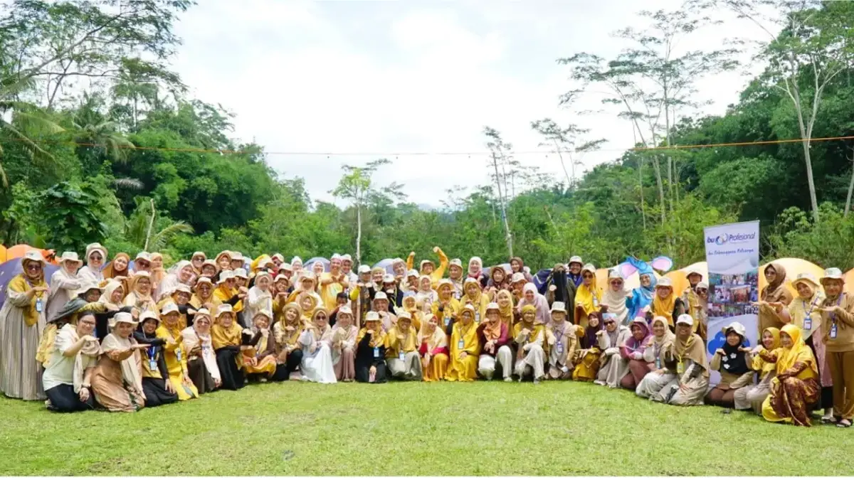Foto Bersama Kegiatan Leader Camp Ibu Profesional 2026