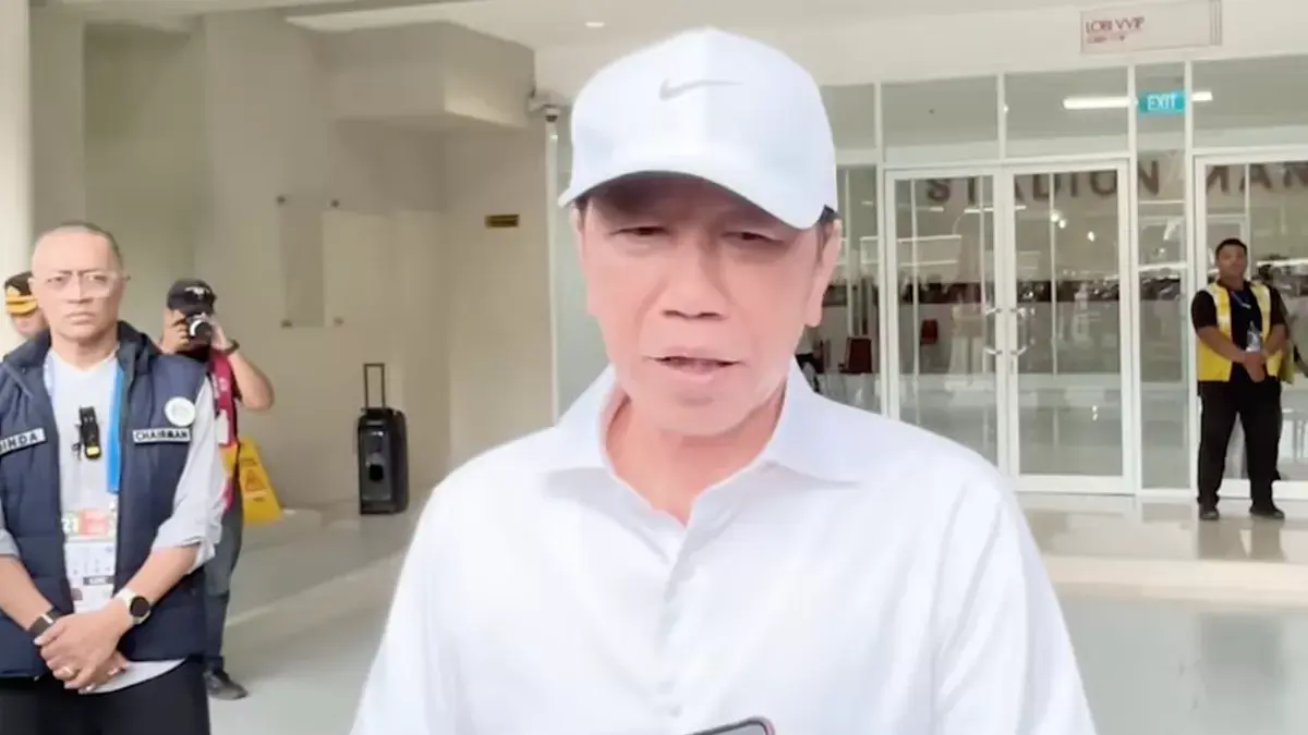 Jokowi Sepakat Bila Ada Rencana Revisi Kembali UU KPK, Versi Lama Inisiatif DPR Presiden ke-7 RI Joko Widodo saat berada di Stadion Manahan Solo pada Jumat, 13 Februari 2026.