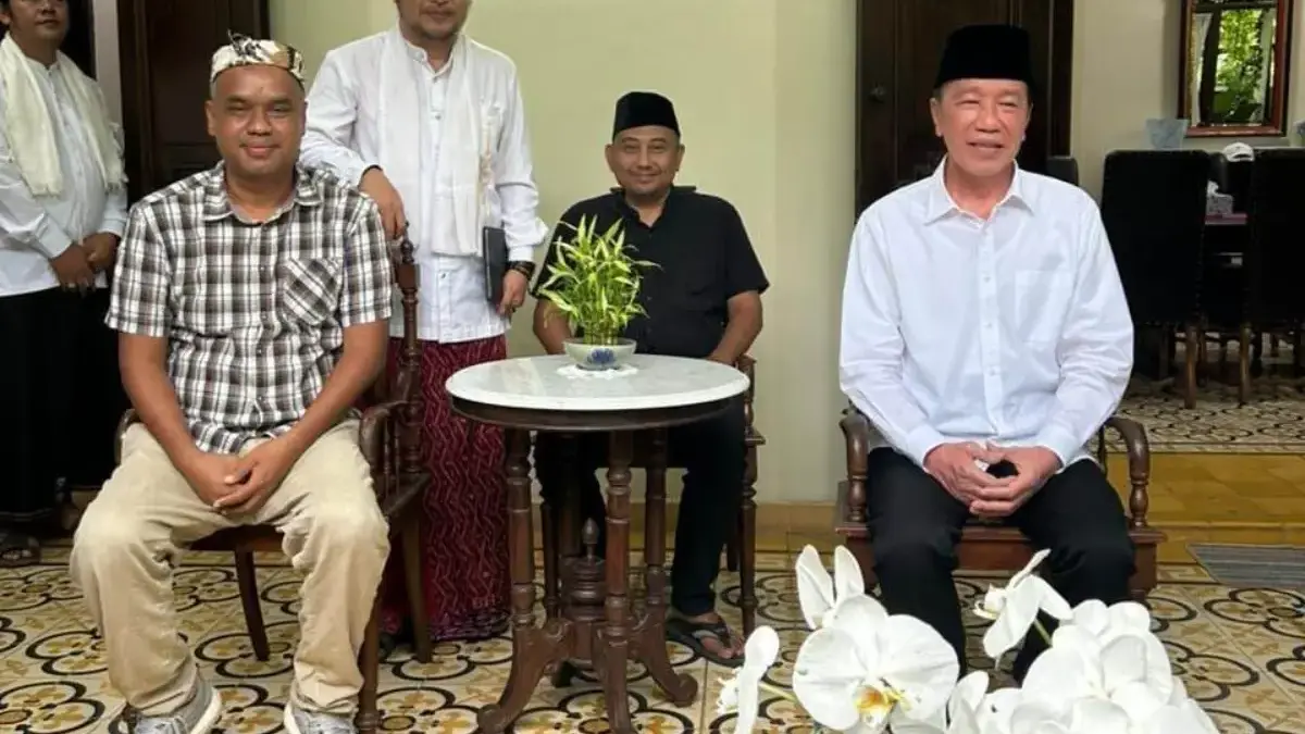 Heru Subagia saat berkunjung ke Solo, kediaman Jokowi.