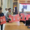 Polisi menetapkan Direktur Utama sekaligus pemilik PO Cahaya Trans Ahmad Warsito sebagai tersangka kasus kecel