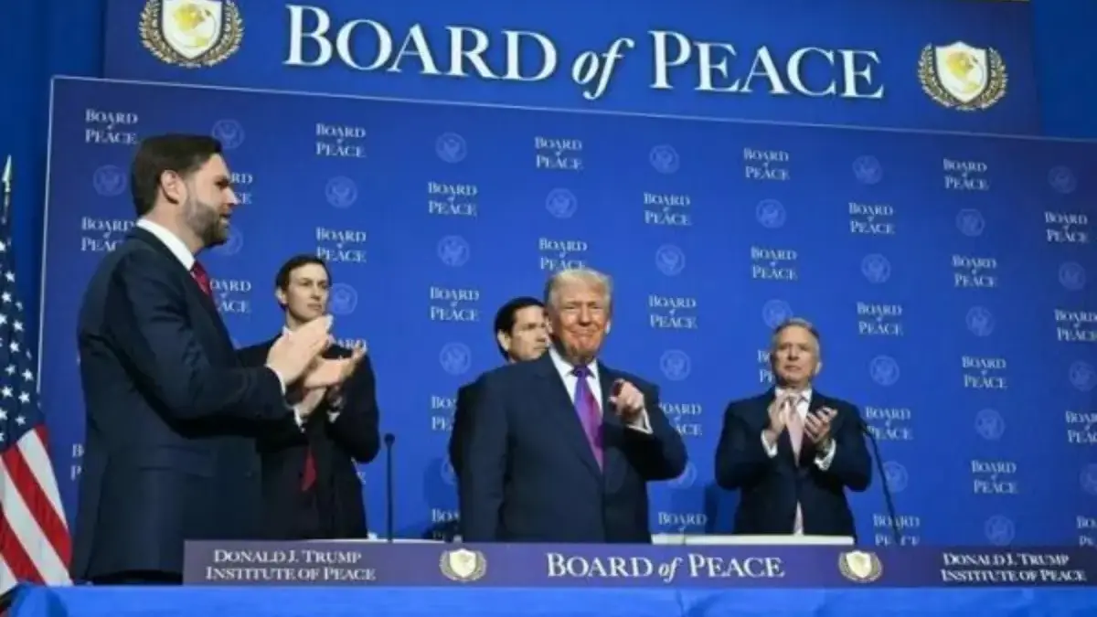 Presiden Amerika Serikat, Donald Trump dalam pertemuan perdana Board of Peace (Foto: Reuters)