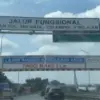 Kementerian Pekerjaan Umum (PU) membuka secara fungsional Jalan Tol Jakarta–Cikampek (Japek) II Selatan sepanj