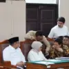 Mantan Menteri Agama Yaqut Cholil Qoumas usai menjalani sidang praperadilan di Pengadilan Negeri Jakarta Selat