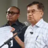 Wapres RI ke 10 dan 12 Jusuf Kalla (JK) memberikan keterangan kepada wartawan perihal aspek hukum pencemaran n