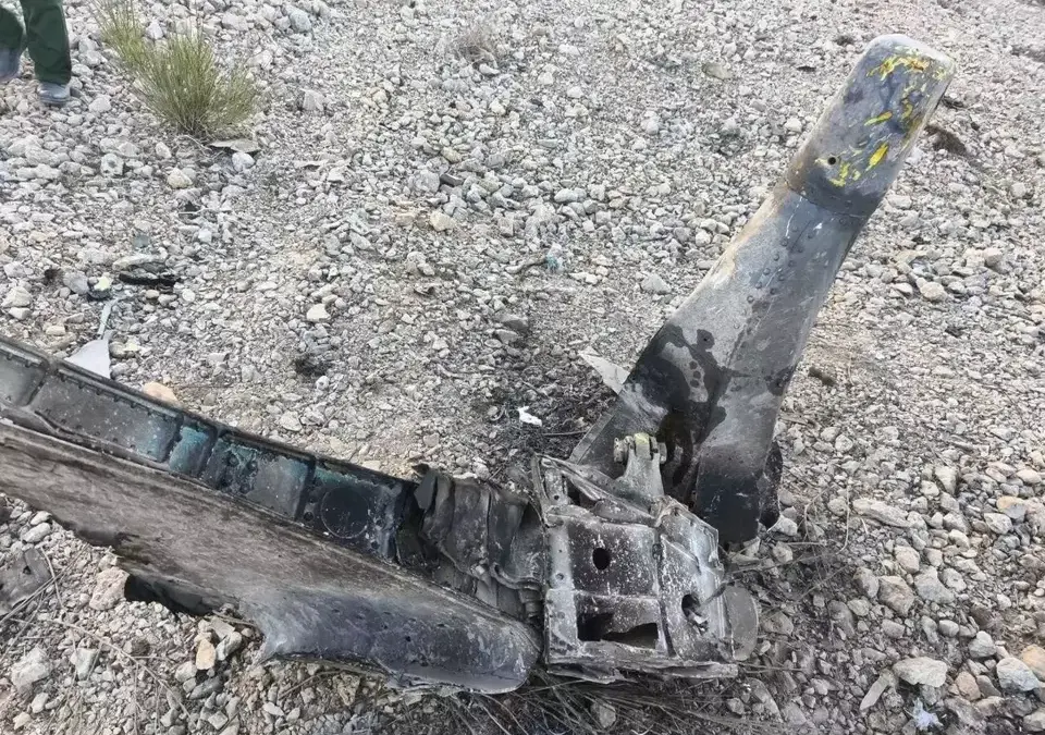 Puing jet tempur AS yang diklaim Iran sebagai F-35. (Turkiye Today/Tasnim)