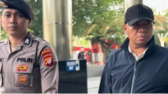 Bupati Tulungagung Gatut Sunu Wibowo tiba di Gedung Merah Putih Komisi Pemberantasan Korupsi (KPK), Sabtu (11/