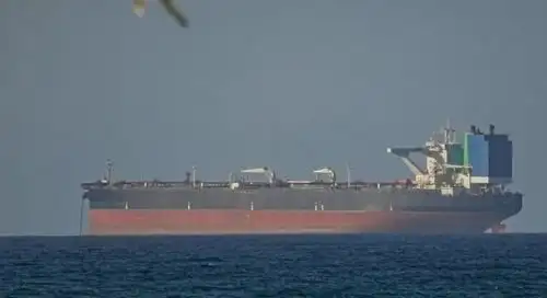 Kapal Tanker Raksasa Iran Klaim Tembus Blokade Maritim AS dan Masuk Perairan Iran Usai Lewat Selat Hormuz Sebuah kapal tanker raksasa Iran bermuatan 2 juta barel minyak mentah berhasil melintasi Selat Hormuz meski di