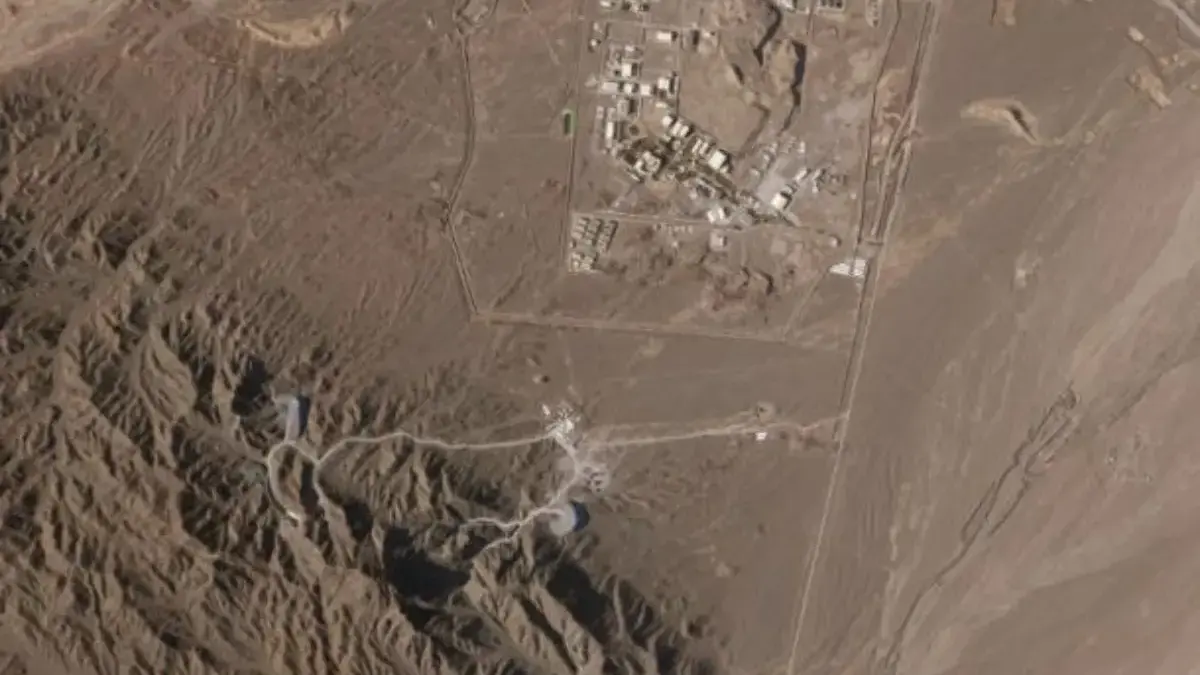 Pembangkit pengayaan nuklir Natanz di Iran. - (Planet Labs)