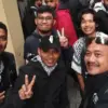 Swafoto sejumlah WNI yang tergabung dalam Global Peace Convoy Indonesia 2026.(Instagram/@globalpeaceconvoy)