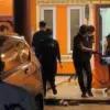 Seorang warga negara asing (WNA) asal Korea Selatan berinisial SBC (60) ditemukan tewas bersimbah darah di ru