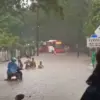 Banjir di Pesanggrahan sore ini (Tangkapan layar medsos)