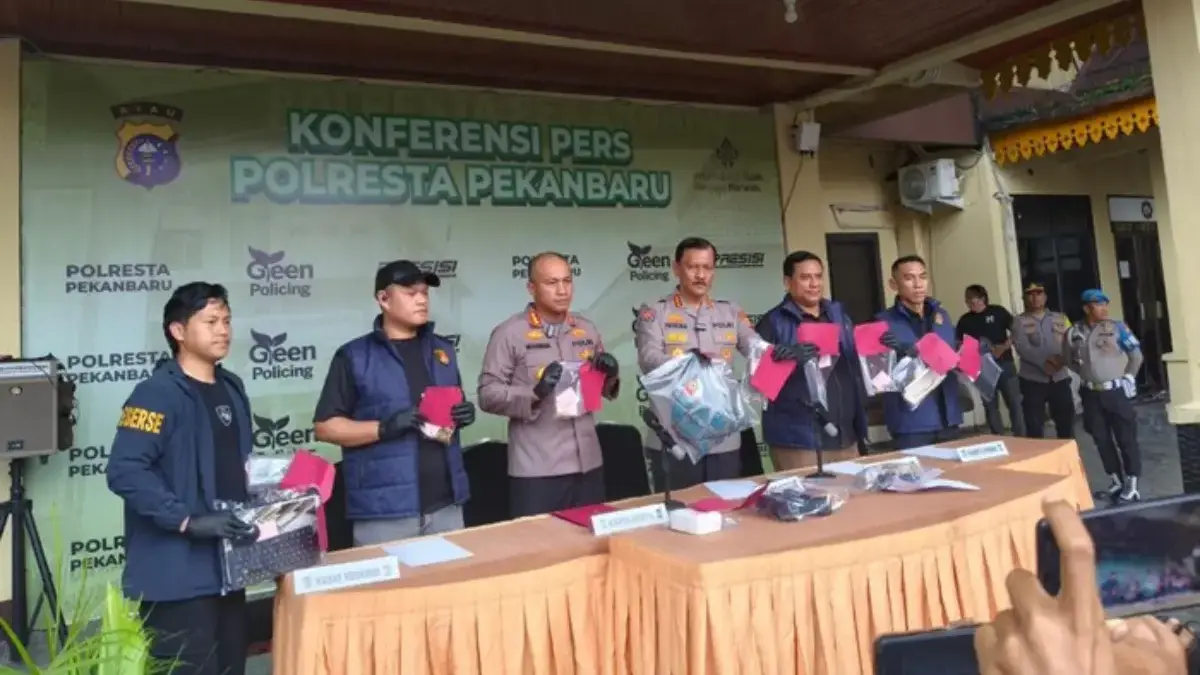 Dokumen Istimewa