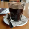 Ilustrasi minum kopi