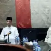 Anggota DPRD Jember Ahmad Syahri As Sidiqi bersama Ketua DPC Partai Gerindra Jember Ahmad Halim saat mengikuti