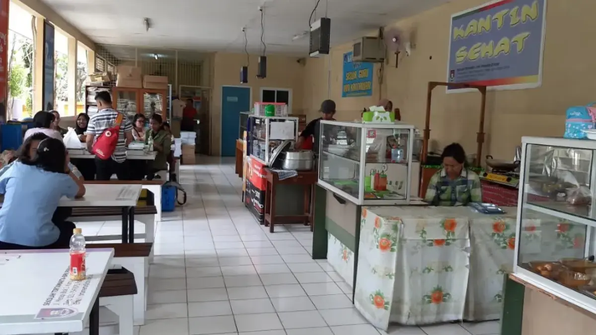 Tak Hanya SPPG, Kantin Sekolah Kini Akan Terlibat dalam Program MBG Kantin sekolah (Dok. YLKI)