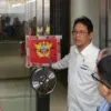 Menteri Keuangan Purbaya Yudhi Sadewa menyambangi gerai toko perhiasan Tiffany & Co di Plaza Indonesia, Jakart