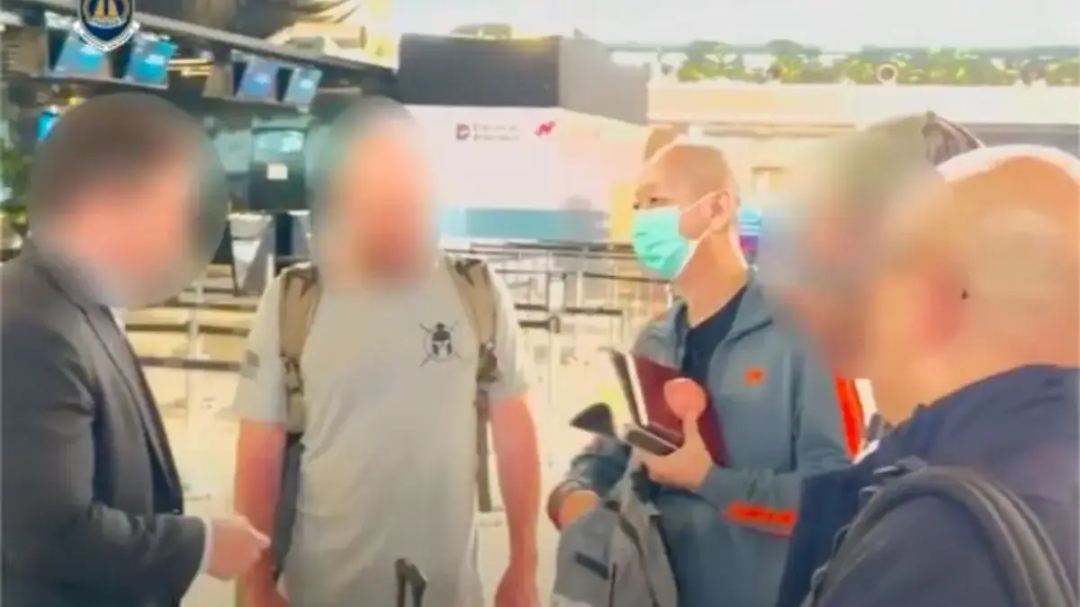 Buronan kasus pelecehan seksual di AS itu dideportasi ke negaranya. (dok Ditjen Imigrasi)