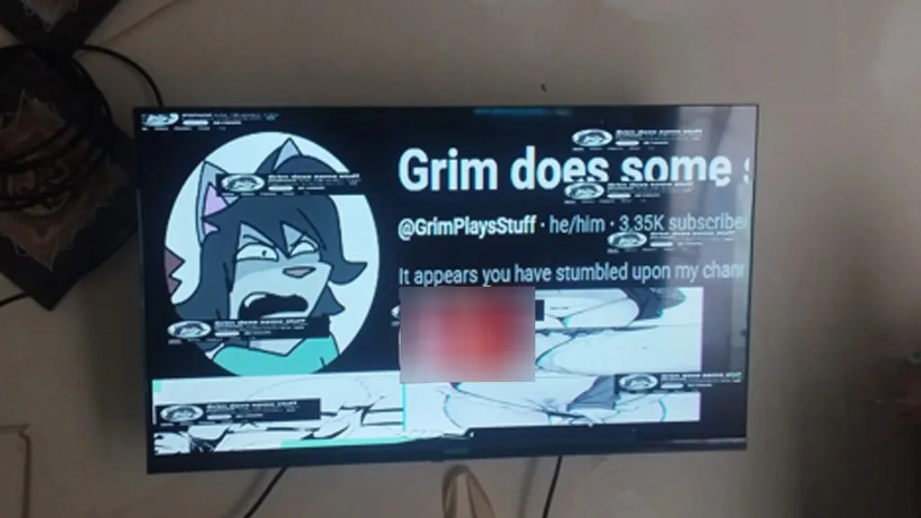 Siaran jaktv disusupi gambar tidak senonoh. FOTO/threads.com/@adfadilah_