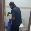 Proses olah tempat kejadian perkara meninggalnya WN Australia di Ruang Detensi Kantor Imigrasi Ngurah Rai, Sab