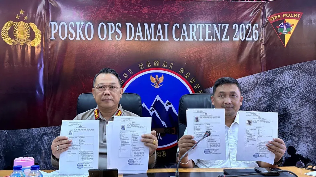 7 Tersangka Kasus Pembunuhan Pilot Asal Amerika Serikat dan Pembakaran Pesawat AMA di Papua: Status DPO Kasatgas Gakkum Operasi Damai Cartenz-2026 Kombes Pol. I Gusti Gde Era Adhinata, S.I.K., bersama Kasatgas Huma
