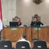 Gubernur Riau nonaktif Abdul Wahid di Pengadilan Tipikor pada Pengadilan Negeri Pekanbaru, Kamis (2/7/2026). (