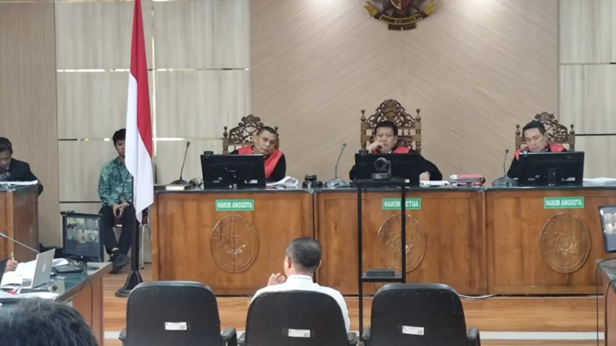 Gubernur Riau nonaktif Abdul Wahid di Pengadilan Tipikor pada Pengadilan Negeri Pekanbaru, Kamis (2/7/2026). (