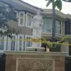 Kondisi rumah mewah di Sentul Bogor usai digeledah polisi.