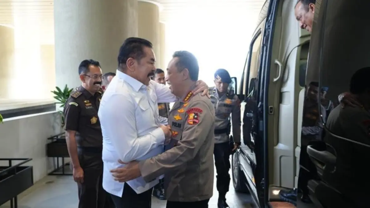 Apa Pesan Kapolri dalam Pertemuan dengan Kejaksaan Agung? Kapolri dan rombongan bersilaturahmi dengan Jaksa Agung (IST)