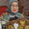 Menteri Pendayagunaan Aparatur Negara dan Reformasi Birokrasi (PANRB) Rini Widyantini saat membuka Rapat Evalu