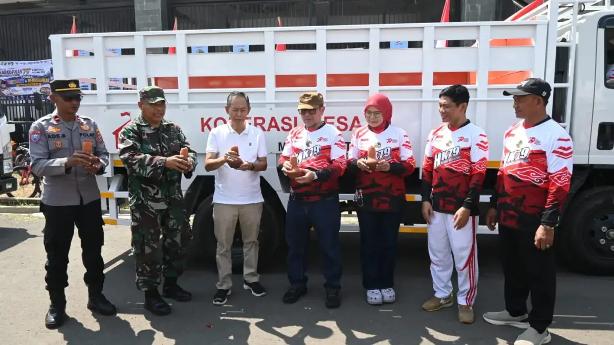 Pemkab Cirebon Resmikan Fasilitas KDKMP: 116 Koperasi Desa Siap Beroperasi Gerakkan Ekonomi Kerakyatan Pemerintah Kabupaten Cirebon meresmikan fasilitas, sarana, dan prasarana Koperasi Desa/Kelurahan Merah Putih (