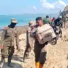 88 personel Batalyon B Satbrimob Polda NTT diterjunkan untuk melakukan evakuasi dan penyelamatan korban, menga