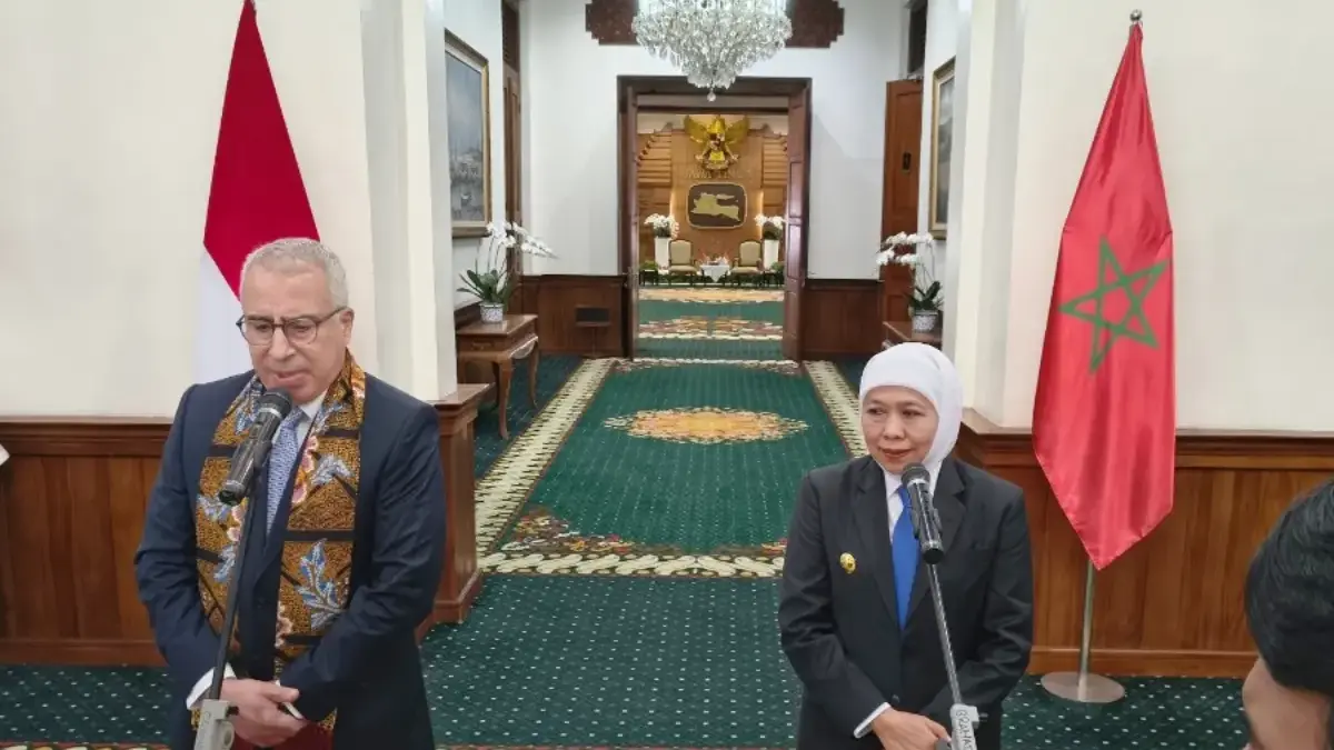 Duta Besar Kerajaan Maroko untuk Indonesia, H.E. Redouane Houssaini kunjungna di Gedung Negara Grahadi yang di